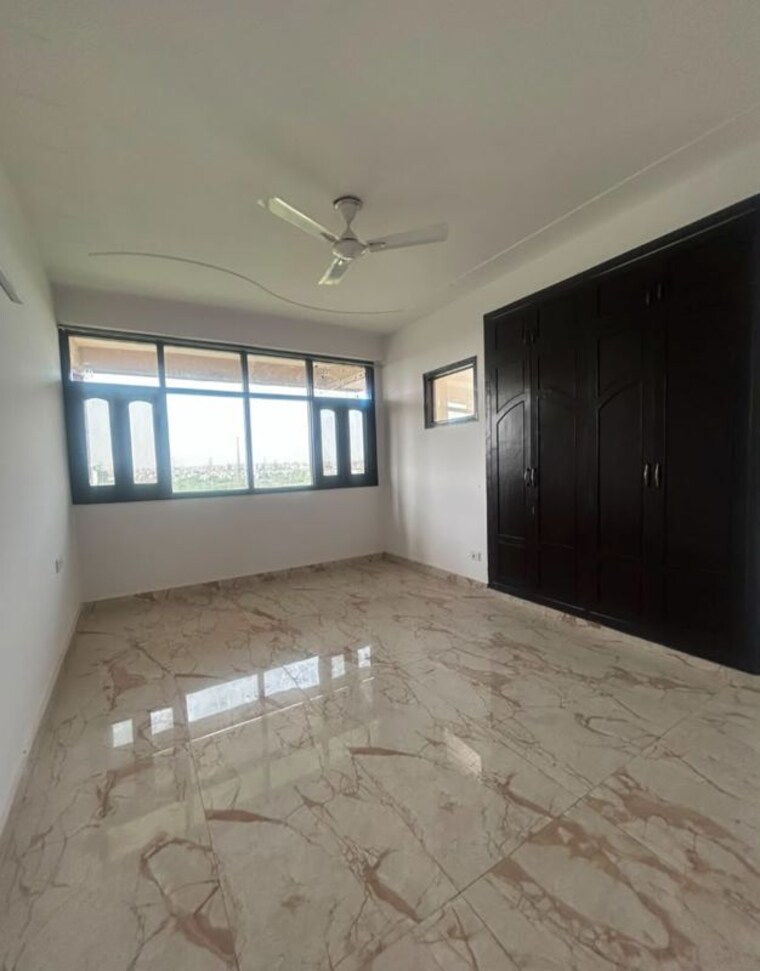 Room, dwarka 3.5 Bedroom 2200 Sq.Ft. Apartment In Dwarka Delhi 10544873