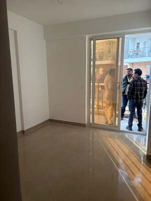 Room in 3 BHK Apartment at ROF Amaltas, Sector 92 – for Sale