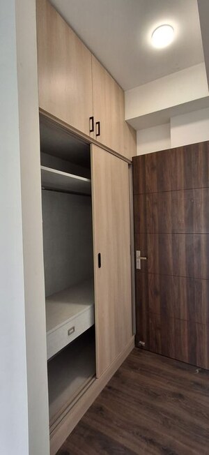 Furnished Amenities in 3.5 BHK Apartment at Krisumi Waterfall Residences, Sector 36a – for Rent