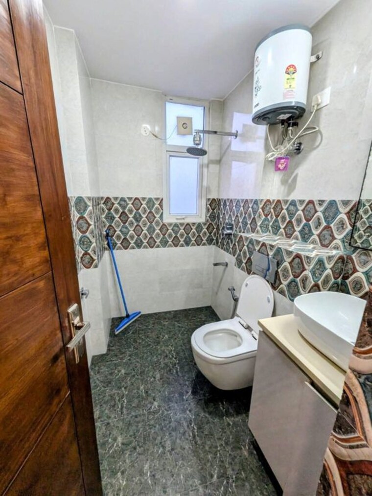 Team Area, saket 3 Bedroom 1900 Sq.Ft. Apartment In Saket Delhi 10544899