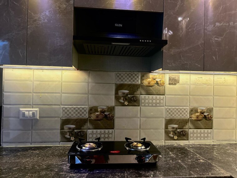 Kitchen, gaur-yamuna-city-16th-park-view 2 Bedroom 720 Sq.Ft. Apartment In Gaur Yamuna City Greater Noida 10379818