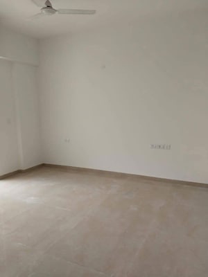 Room in 3 BHK Apartment at Tata La Vida, Sector 113 – for Sale