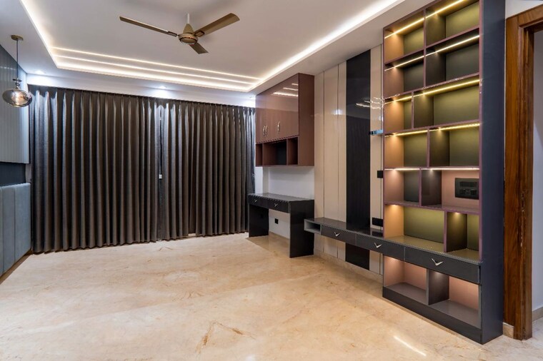 Living Room, unitech-south-city-1 4 Bedroom 4530 Sq.Ft. Builder Floor In South City 1 Gurgaon 10544934