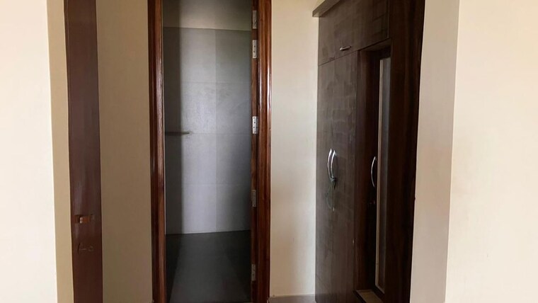 Attached Bathroom, omaxe-new-chandigarh 3 Bedroom 300 Sq.Yd. Independent House In North Mullanpur Chandigarh 10544933