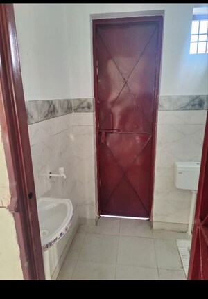 Furnished Amenities in  Warehouse at Kasna Industrial Area, Kasna – for Rent