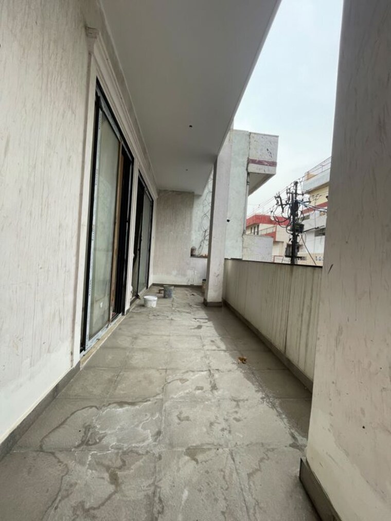 undefined, shakti nagar 4 Bedroom 242 Sq.Yd. Builder Floor In Shakti Nagar Delhi 10544979