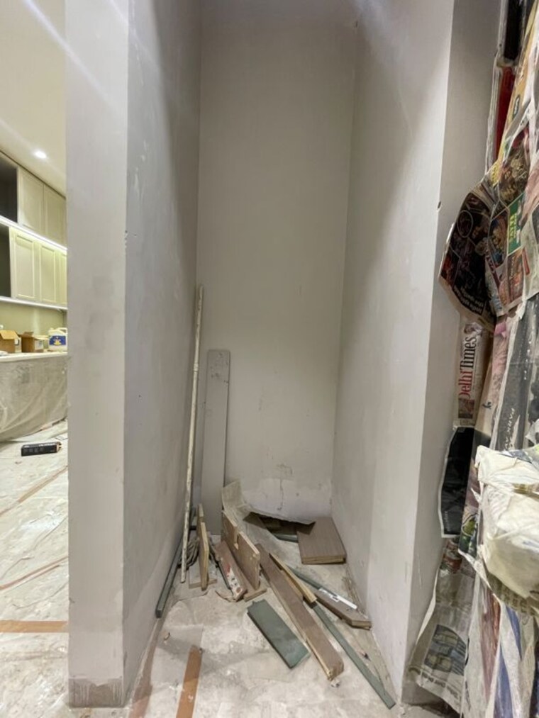 Balcony, shakti nagar 4 Bedroom 242 Sq.Yd. Builder Floor In Shakti Nagar Delhi 10544979