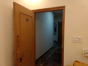 Room in 2 BHK Apartment at Shriram Luxor, Hennur Road – for Rent