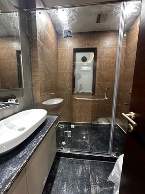 Kitchen in 4 BHK Builder Floor at Sector 45 – for Sale