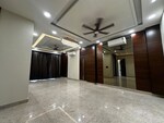 4 BHK + Prayer Room 263 Sq.Yd. Builder Floor in Sector 45