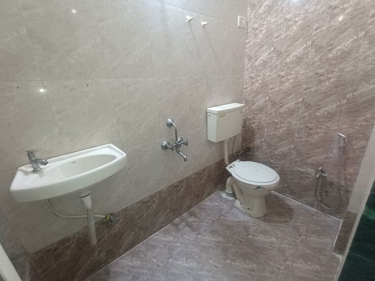 Bathroom, siddhivinayak-heritage-ulwe 2 Bedroom 1100 Sq.Ft. Apartment In Ulwe Sector 9 Navi Mumbai 10542506