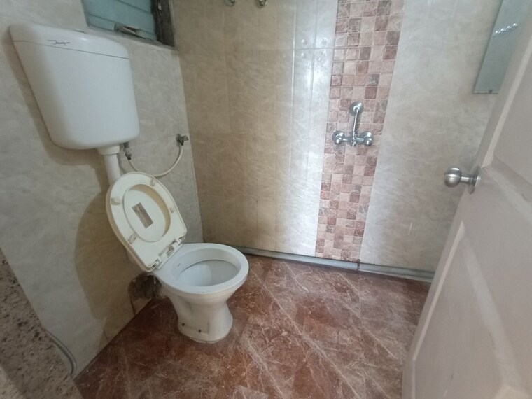Bathroom, rupa-suyash-park 3 Bedroom 1500 Sq.Ft. Apartment In Ulwe Navi Mumbai 10542405