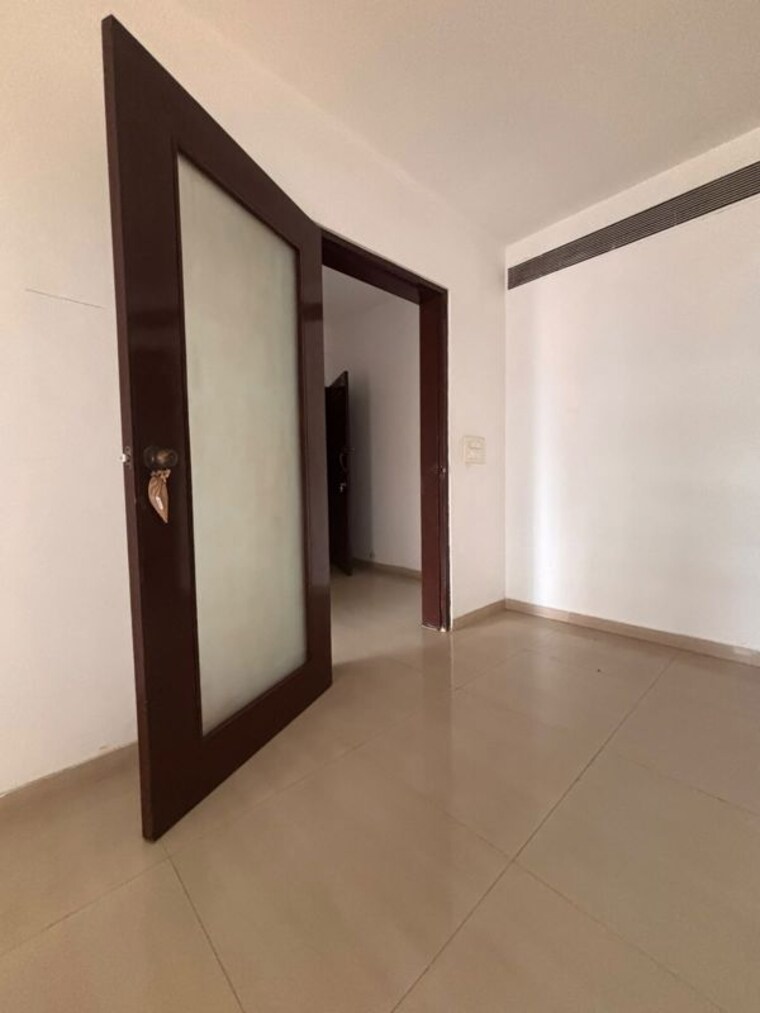 Room, oxford-hallmark 4 Bedroom 2450 Sq.Ft. Apartment In Koregaon Park Pune 10545010