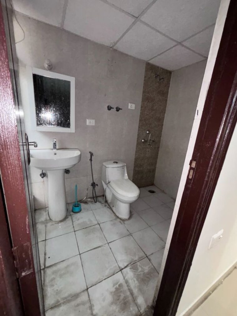 Bathroom, supertech-eco-village-ii 3 Bedroom 1505 Sq.Ft. Apartment In Sector 16b Greater Noida Greater Noida 10545026