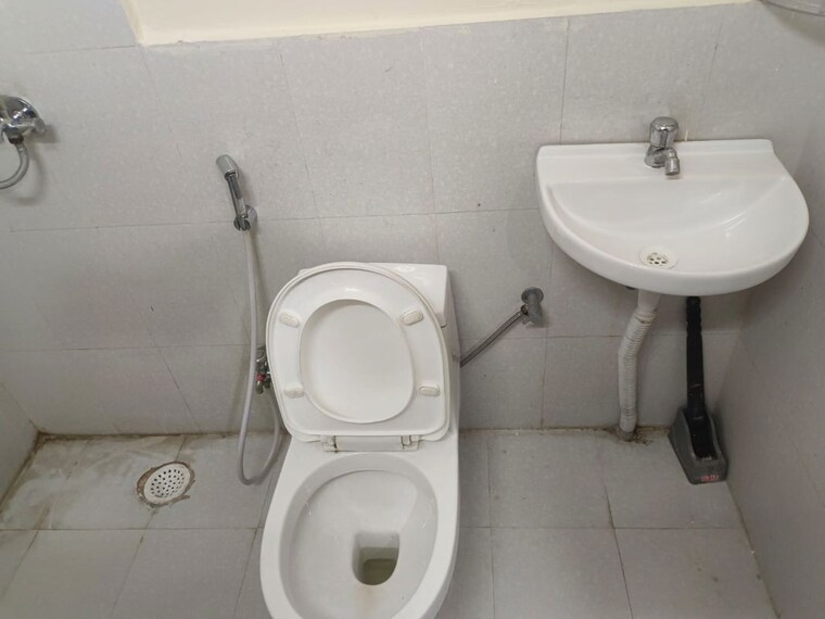 Bathroom, pyramid-urban-homes-3 2 Bedroom 800 Sq.Ft. Apartment In Sector 67a Gurgaon 10545020