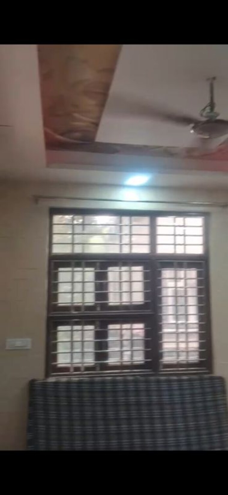 Room, rohini sector 24 2 Bedroom 480 Sq.Ft. Builder Floor In Rohini Sector 24 Delhi 10545105