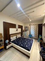 3 BHK + Prayer Room,Study Room 2600 Sq.Ft. Builder Floor in Sector 32