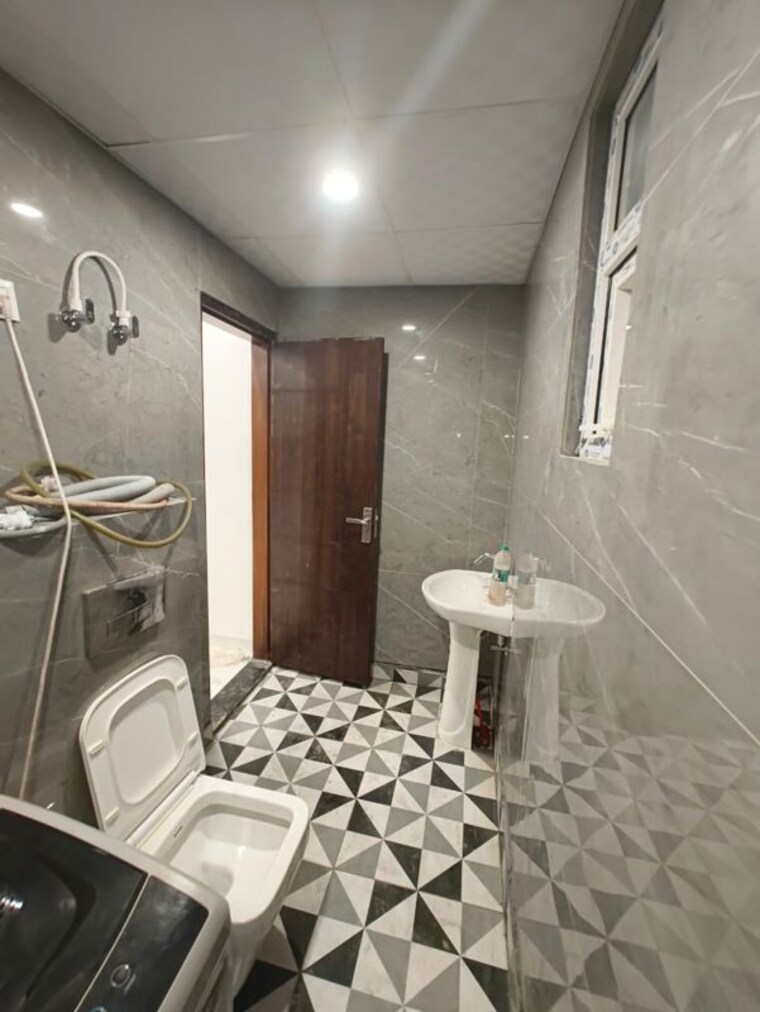 Bathroom, habitech-panch-tatva 2.5 Bedroom 1195 Sq.Ft. Apartment In Tech Zone 4 Greater Noida Greater Noida 10545135