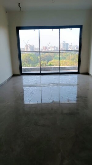 Room in 3 BHK Apartment at Chembur – for Rent