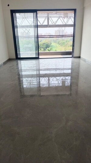 Hall in 3 BHK Apartment at Chembur – for Rent