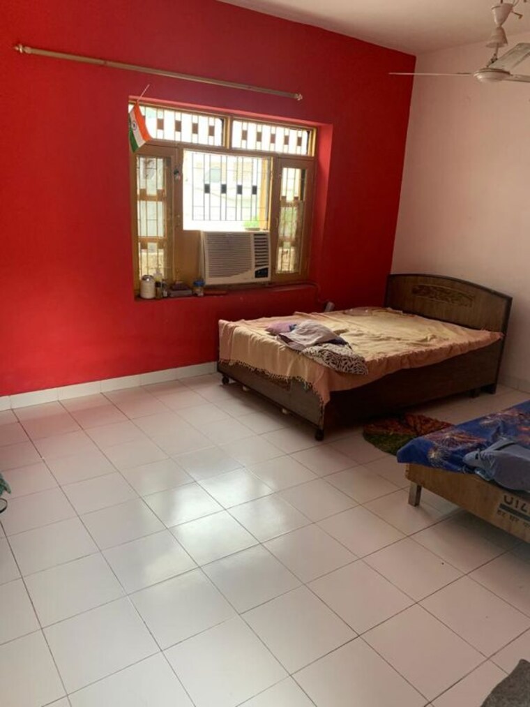 Living Room, dlf phase i 3 Bedroom 200 Sq.Yd. Independent House In Dlf Phase I Gurgaon 10545121