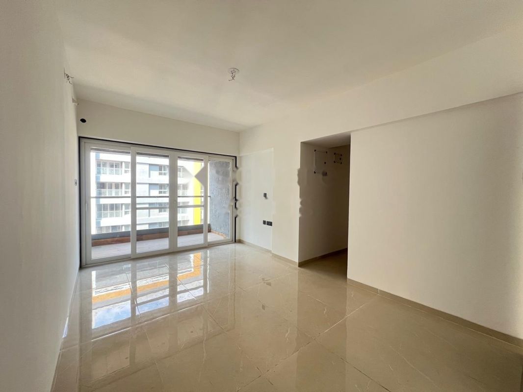 2 BHK 1000 Sq.Ft. Apartment in Pristine Allure