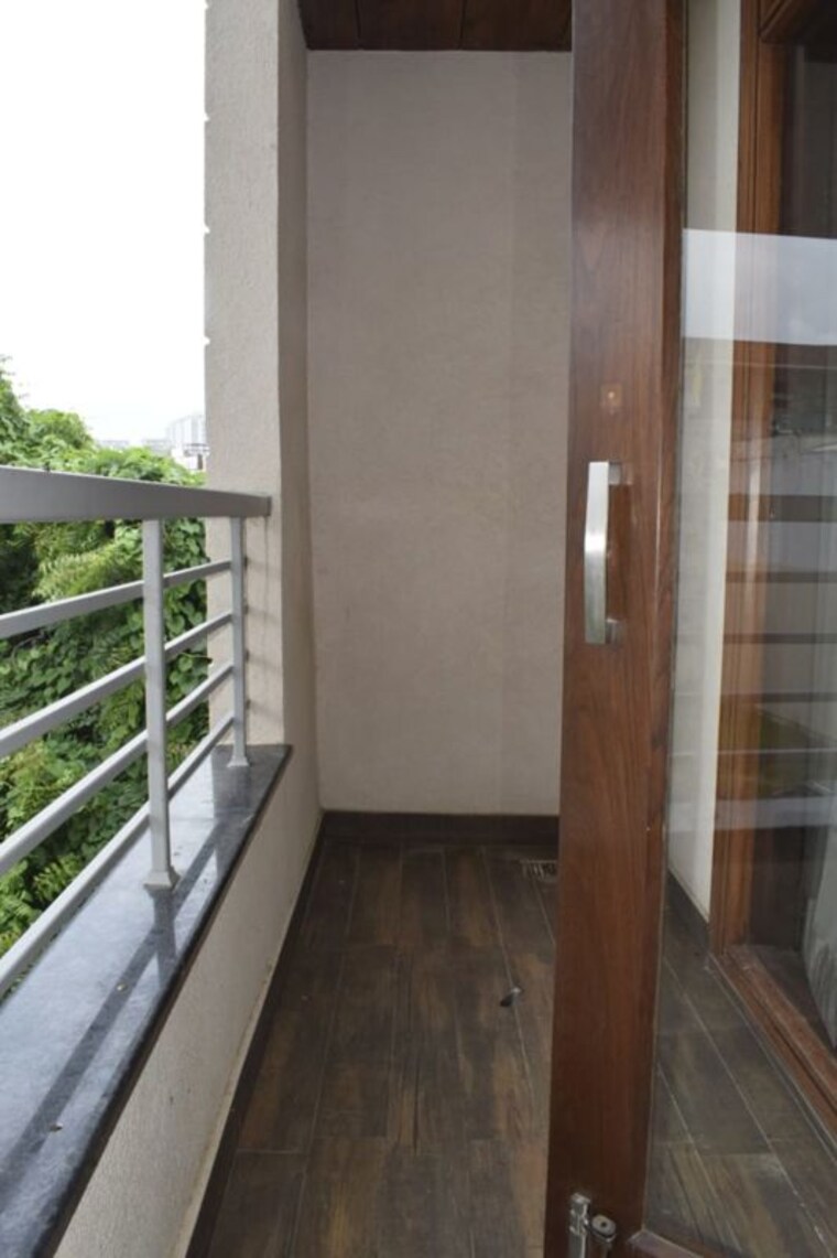 Balcony, suncity 3.5 Bedroom 3228 Sq.Ft. Builder Floor In Suncity Gurgaon 10545169