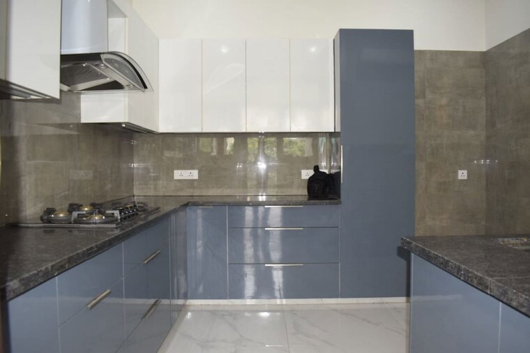 Kitchen, suncity 3.5 Bedroom 3228 Sq.Ft. Builder Floor In Suncity Gurgaon 10545169