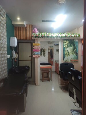 Living Room in  Shop at Waghbil – for Sale