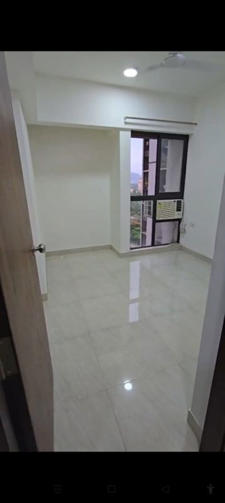 Room, lodha-crown-quality-homes 1 Bedroom 317 Sq.Ft. Apartment In Majiwada Thane 10545216
