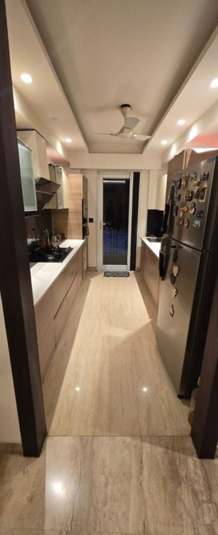 Kitchen, suncity-township-gurgaon 4 Bedroom 2700 Sq.Ft. Builder Floor In Sector 54 Gurgaon 10545200