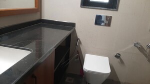 Team Area in 3 BHK Builder Floor at East Of Kailash – for Rent