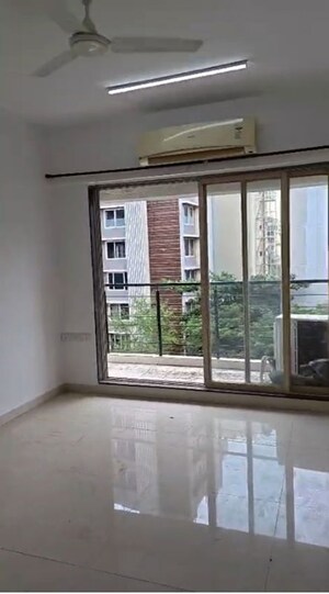 Room in 3 BHK Apartment at Sindhi Society, Chembur – for Rent