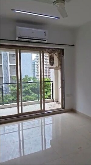 Master Bedroom in 3 BHK Apartment at Sindhi Society, Chembur – for Rent