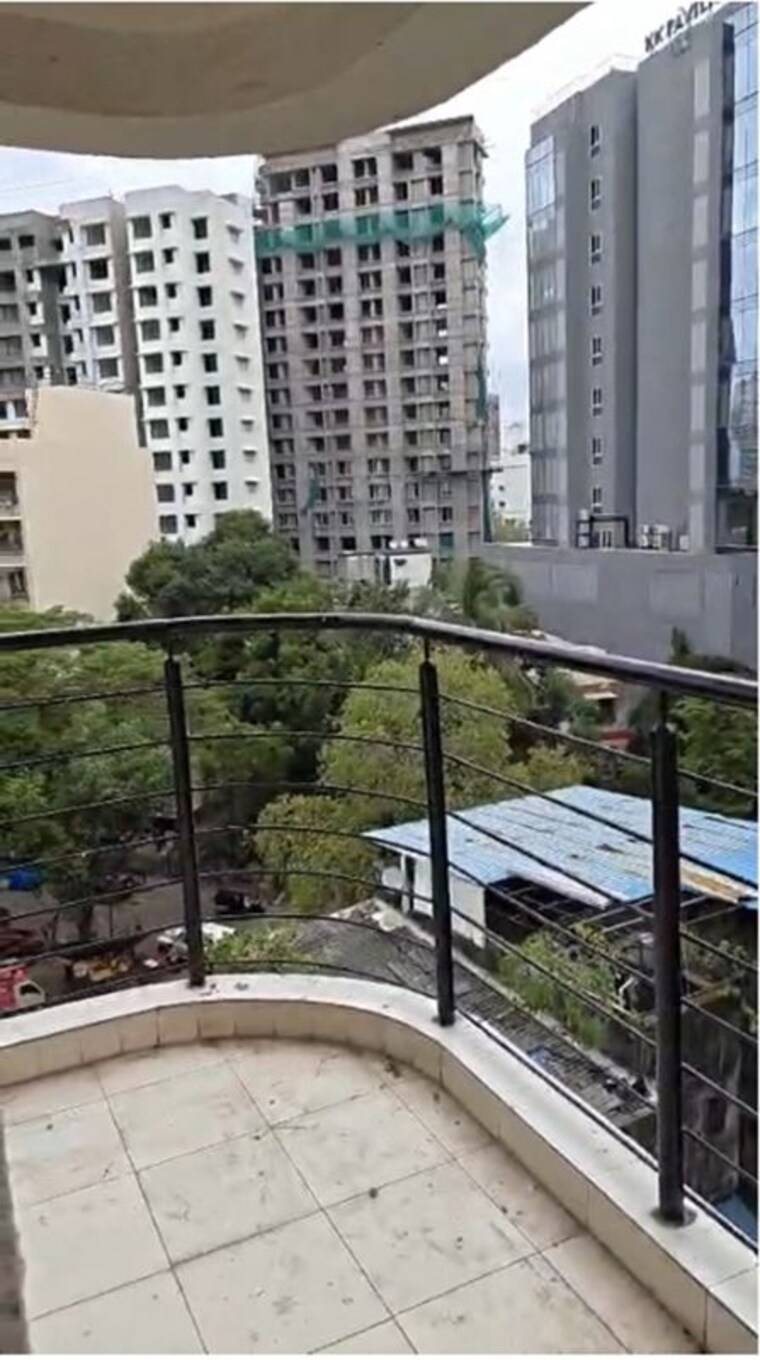Balcony, sindhi-society 3 Bedroom 1400 Sq.Ft. Apartment In Chembur Mumbai 10545187