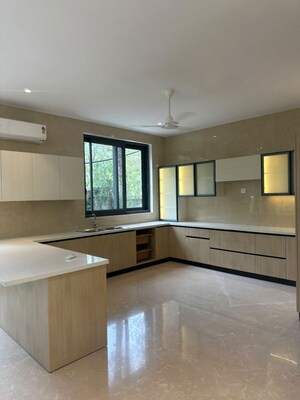 Room in  Villa at Kasauli – for Sale