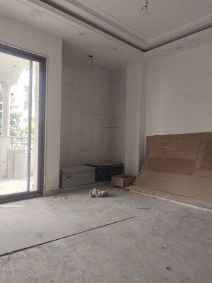 Room in 4 BHK Builder Floor at New Friends Colony – for Sale