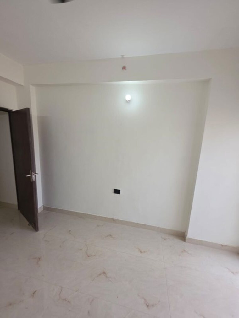 Room, antriksh-green-kaushambi 4 Bedroom 2030 Sq.Ft. Apartment In Dabur Chowk Ghaziabad 10545272
