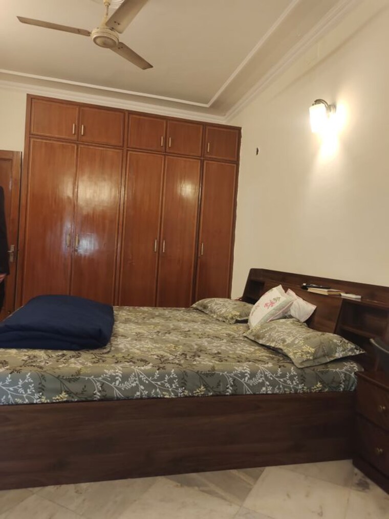 Bedroom, east of kailash 4 Bedroom 2500 Sq.Ft. Builder Floor In East Of Kailash Delhi 10545283