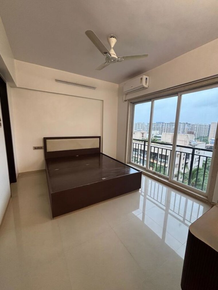 Kitchen, chembur 3 Bedroom 1200 Sq.Ft. Apartment In Chembur Mumbai 10545275