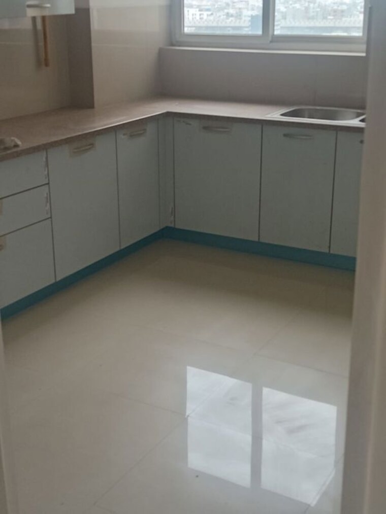 Kitchen, emaar-the-palm-drive-palm-studios 3 Bedroom 2200 Sq.Ft. Apartment In Sector 66 Gurgaon 10545219
