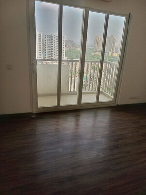 Room in 3 BHK Apartment at Emaar The Palm Drive-Palm Studios, Sector 66 – for Sale