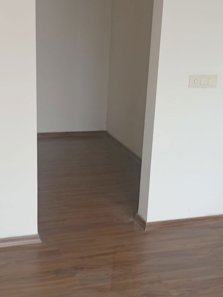 Room, emaar-the-palm-drive-palm-studios 3 Bedroom 2200 Sq.Ft. Apartment In Sector 66 Gurgaon 10545219