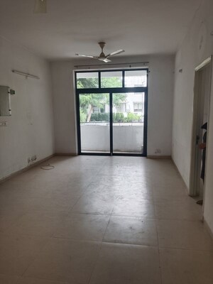 Room in 3 BHK Builder Floor at Vatika INXT Floors, Sector 82 – for Rent
