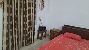 Room in 2 BHK Independent House at Bhagwanpura – for Rent