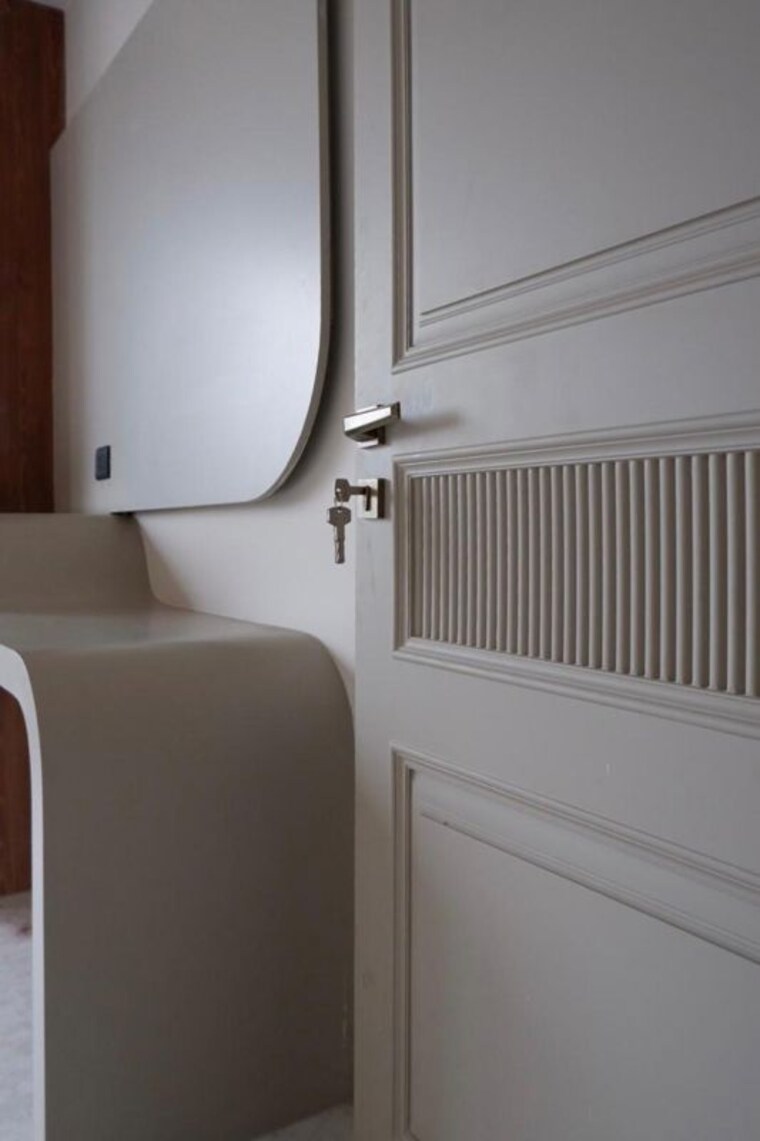 Bathroom, dlf city phase 3 4 Bedroom 300 Sq.Yd. Builder Floor In Dlf City Phase 3 Gurgaon 10545366