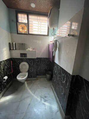 Team Area in 3 BHK Builder Floor at Ashok Vihar – for Sale