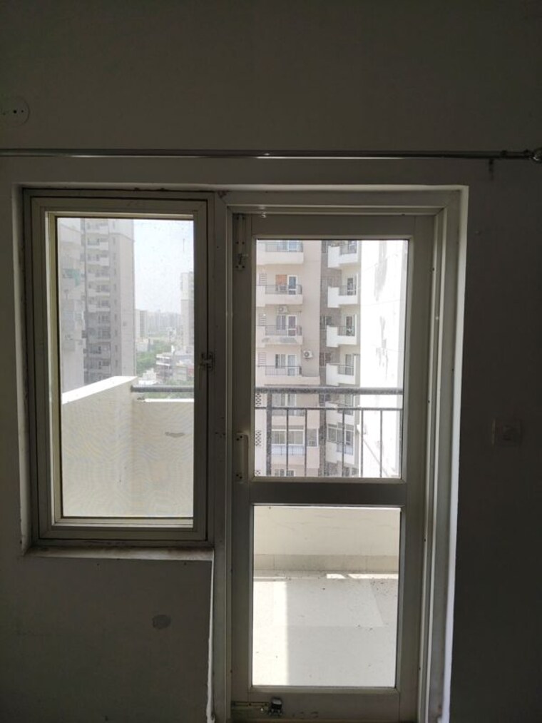 Room, ramprastha-awho 2 Bedroom 900 Sq.Ft. Apartment In Sector 95 Gurgaon 10528015
