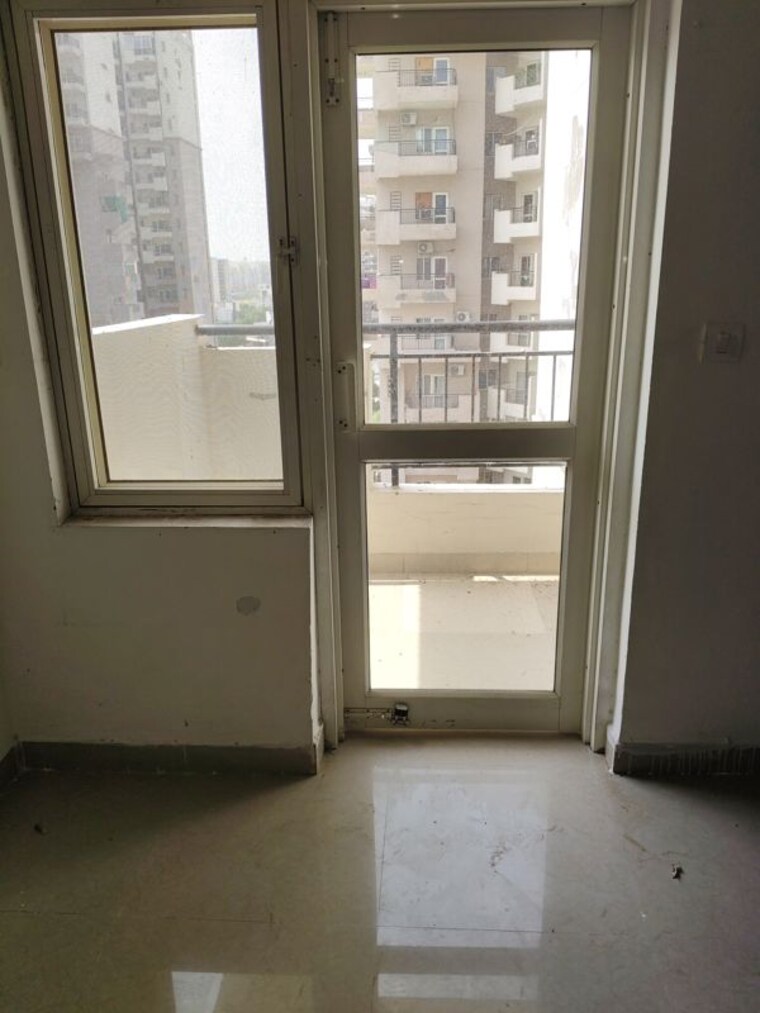 Room, ramprastha-awho 2 Bedroom 900 Sq.Ft. Apartment In Sector 95 Gurgaon 10528015