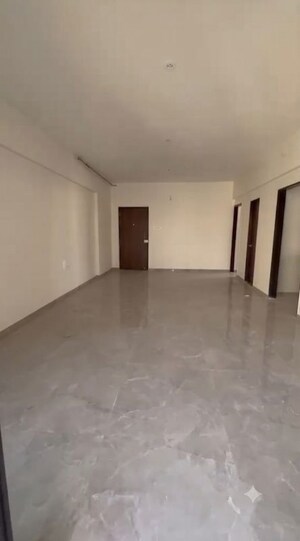 Hall in 2.5 BHK Apartment at Chembur – for Rent